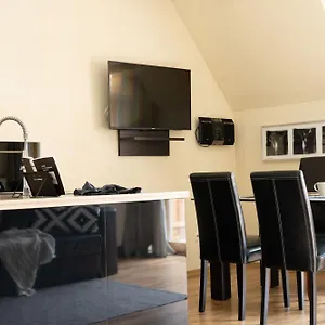  Apartament Szczęśliwa 13
